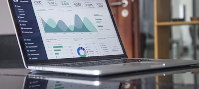 U8火炬传递理念与品牌核心价值阐述